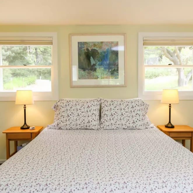 The comfortable Flo-bed at Hummingbird Haven in Mendocino